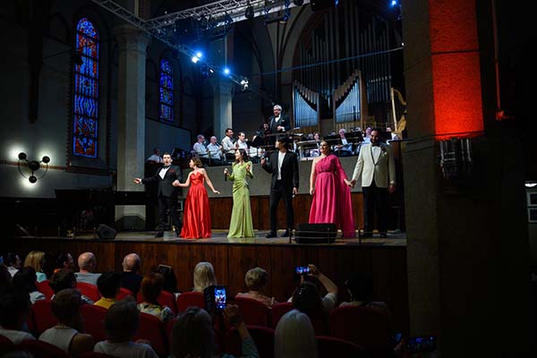 Трансляция фестивального гала-концерта