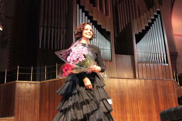 Музыкальные комплименты для прекрасных дам