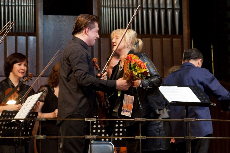 «Звездный» скрипач сыграл на бис