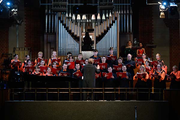 Праздник музыки и молодости: открыт фестиваль «Музыкальная весна»