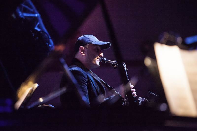 Саксофон сыграл про любовь…