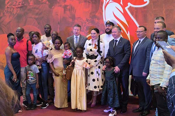 Солисты филармонии покорили Республику Конго