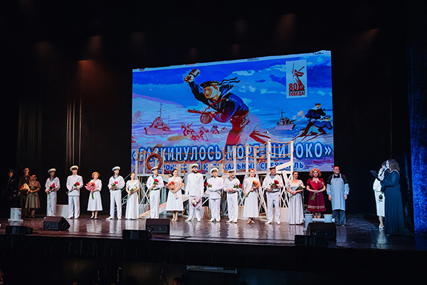 «Раскинулось море широко»: Героическая оперетта из блокадного Ленинграда покорила сердца калининградцев