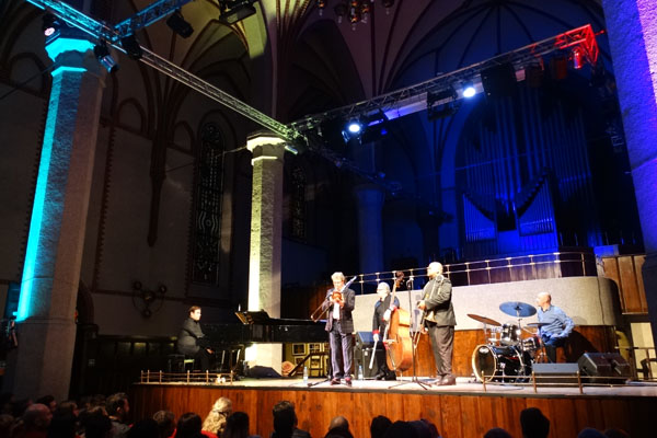 Самый тихий ударник страны