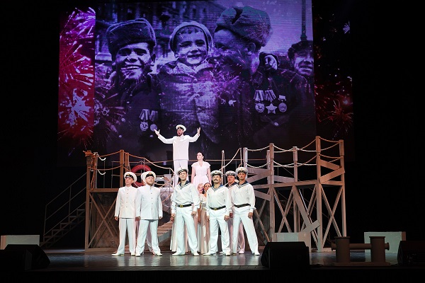 Трансляция концерта ко Дню Героев Отечества