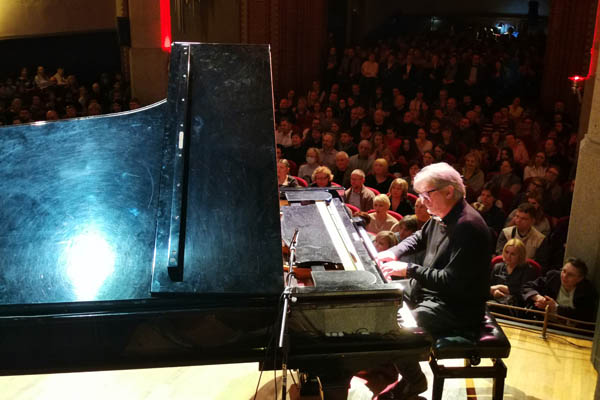 ДЖАЗОВЫЙ ЭТАЛОН ШОПЕНА