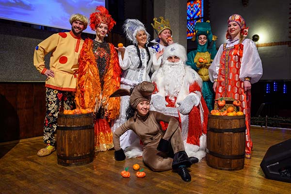 «КОНЁК-ГОРБУНОК ТОЧКА РЖУ ИЛИ МАНДАРИНОВЫЙ БЕСПРЕДЕЛ» в филармонии