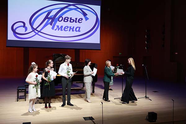 Мария Крымцова — стипендиат фонда «Новые имена»