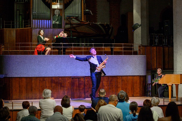 Фестивальные страницы: Бах на саксофоне покорил публику