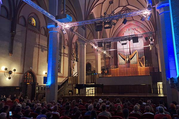 «РЕПЛИКА ПРИСТРАСТНОГО СЛУШАТЕЛЯ»