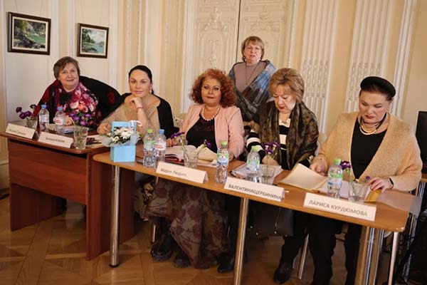 Виктория Бобкова назовет обладателей спецприза Калининградской филармонии на всероссийском конкурсе