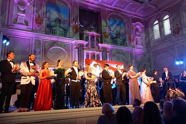 Солисты Калининградской филармонии выступили в Санкт-Петербурге в гала-концерте «Планета Образцова»