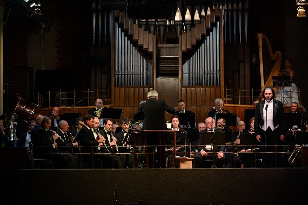 Трансляция гала-концерта