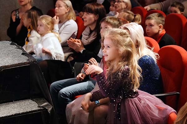 Любимые мартовские сказки: от басен до Айболита