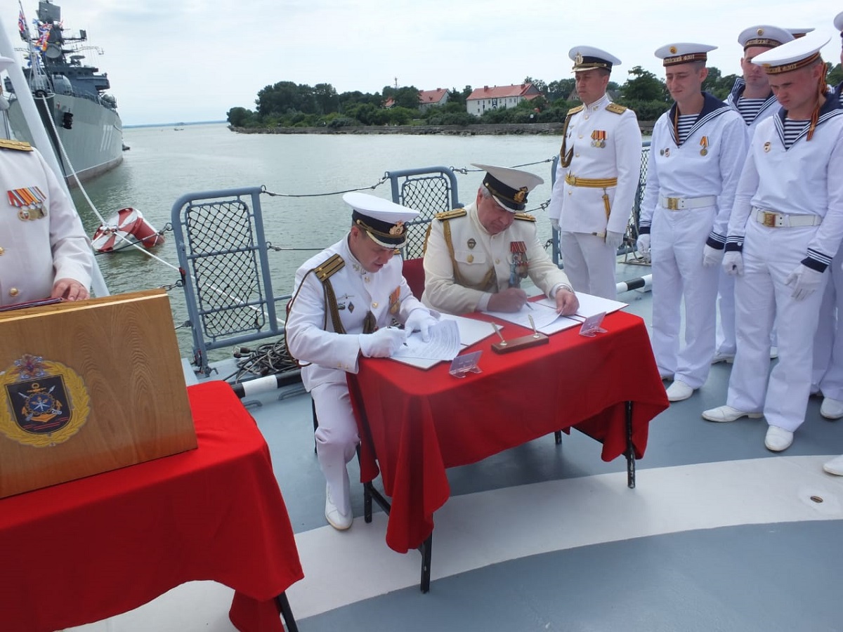 Калининградская филармония взяла шефство над корветом Балтфлота