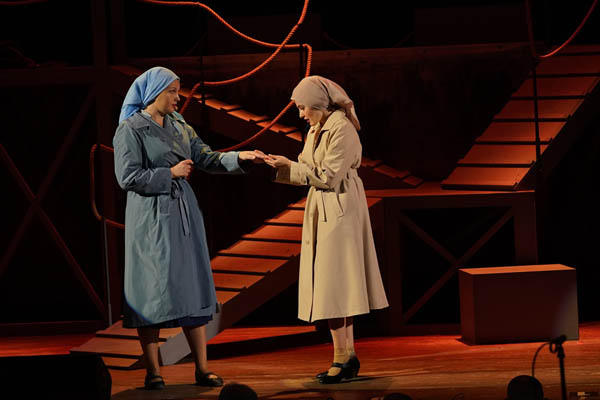 «Раскинулось море широко»: премьера состоялась!