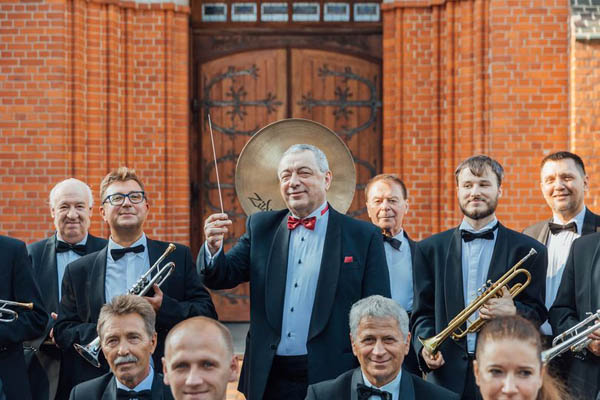 Директор Калининградской филармонии принимает поздравления!