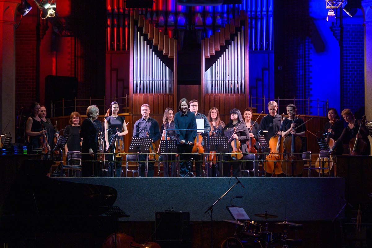 «Русская музыка в джазовых тонах», Камерный оркестр филармонии и Трио А. Маслова, 2 Мая 2025г.