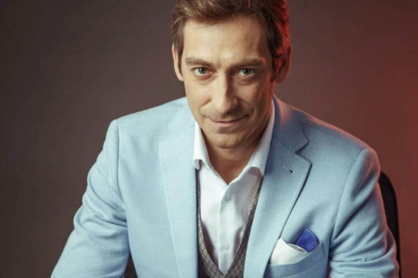 Актёр Артём Ткаченко сыграет в спектакле Калининградской филармонии