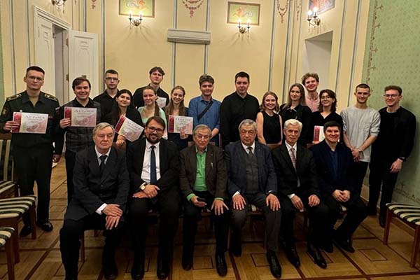 Лучших дирижёров выбрали в Гнесинке