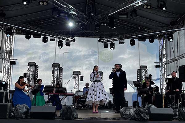 Подарок для жителей и гостей Зеленоградска сделала программа «Молодежная академия искусств» филармонии