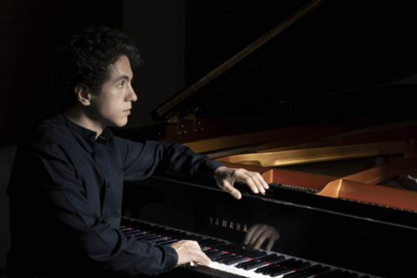 Константин Емельянов в Калининграде